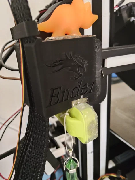 Kẹp giữ dây cáp cho Sprite Extruder trên máy in 3D Ender 3 - Image 1