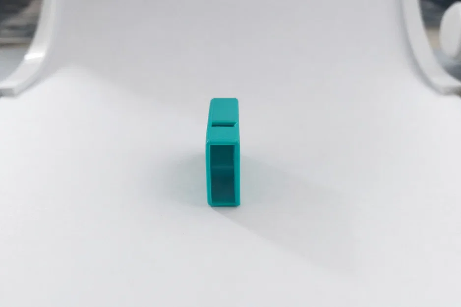 Chiếc còi nhỏ nhất thế giới - Image 2