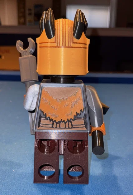 Mô hình Star Wars Mandalorian Armorer Brick MegaFigure (Tỷ lệ 5:1) - Image 2