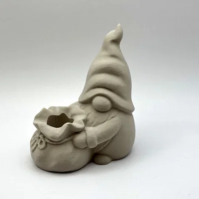 Mô hình chú lùn giữ túi (Gnome Bag Holder) trang trí bàn làm việc