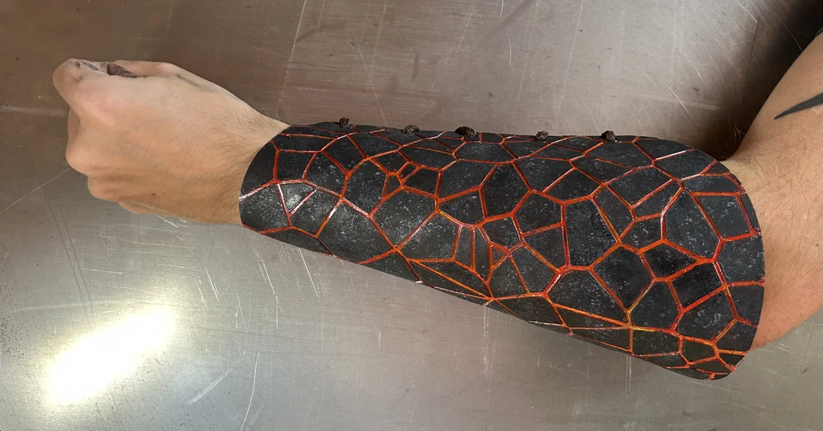 Inferno Armor Cuff - Vòng tay giáp nham thạch - Image 1