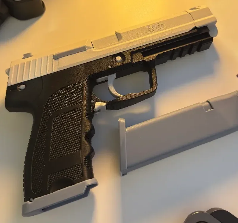 Mô hình súng ngắn Evil SG-09 R (3D Printed) - Trưng bày cực chất