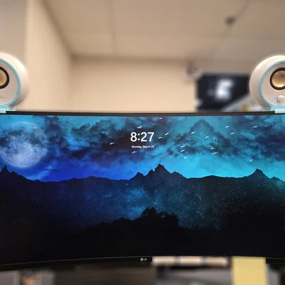 Giá treo loa Creative Pebble V3 cho màn hình cong LG 34 inch