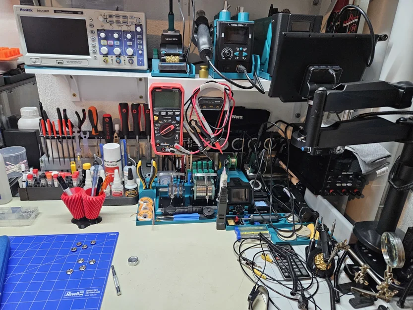 Giá treo đồng hồ vạn năng UNI-T UT 161E in 3D gọn gàng - Image 3
