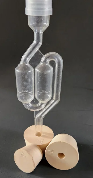 Nút bịt cho lỗ khoan trên nút cao su lên men - Image 2