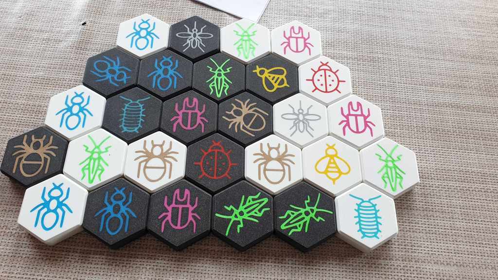 Bản làm lại game Hive "Swarm" - Hỗ trợ in đa vật liệu - Image 2