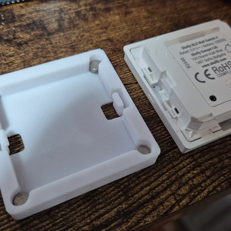 Đế gắn nam châm cho Shelly Blu Wall Switch 4 - Giải pháp lắp đặt linh hoạt