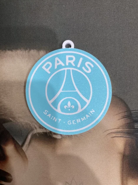 Móc khóa in 3D logo câu lạc bộ bóng đá PSG - Image 1