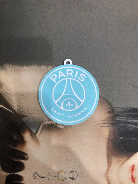 Móc khóa in 3D logo câu lạc bộ bóng đá PSG - Image 2