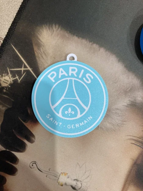 Móc khóa in 3D logo câu lạc bộ bóng đá PSG - Image 3