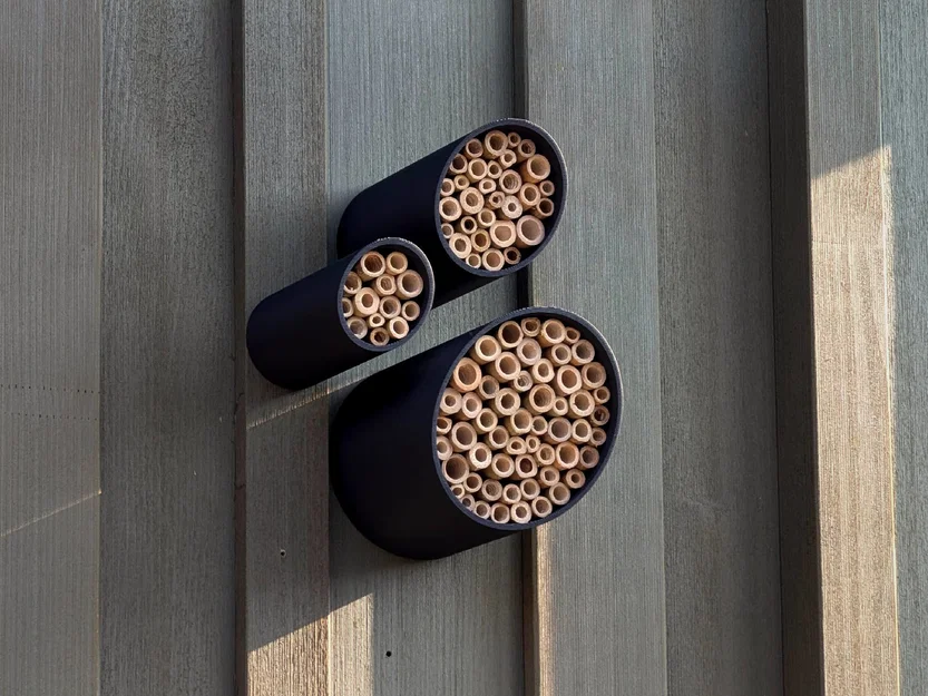 Nhà Ong Ống Tre (Tubular Bee Hotel) - Image 1