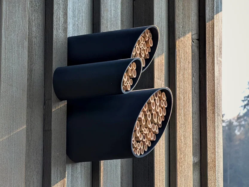Nhà Ong Ống Tre (Tubular Bee Hotel) - Image 2