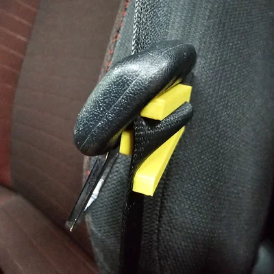 Bộ giữ dây đai an toàn (Seatbelt retainer)
