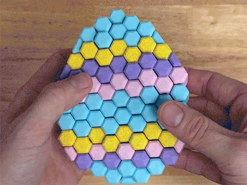 Easter Egg Hex Fidget - Đồ Chơi Xả Stress Hình Trứng Phục Sinh 3D - Image 2