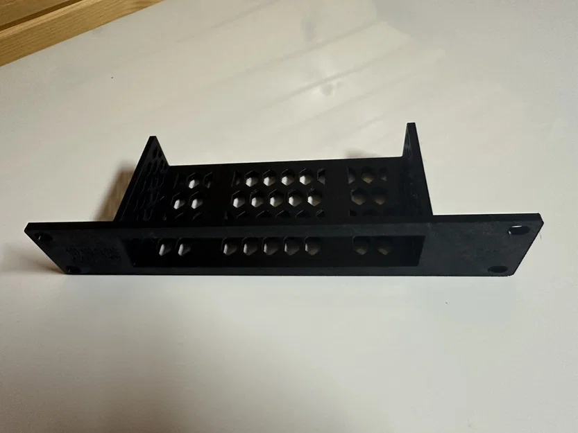 Khung Rack Mini 10 inch cho NetGear GS308E - Image 2