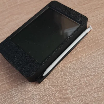 Tấm lưng có khe cài bút cho màn hình ESP32 2432S028 (CYD)