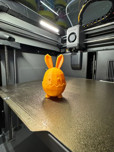 Mô hình thỏ con chui ra từ trứng Phục sinh (3D Print) - Image 2