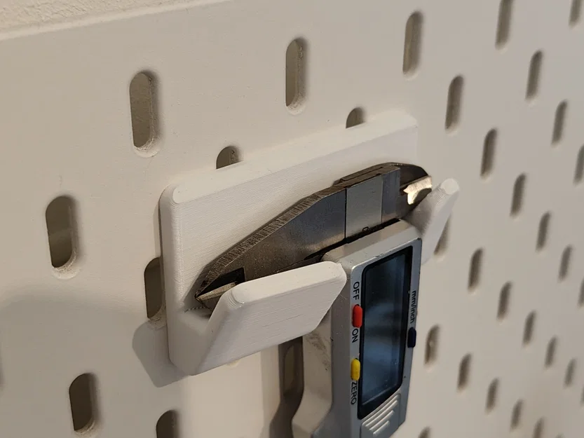 Giá treo thước kẹp cho bảng IKEA SKÅDIS - Image 5