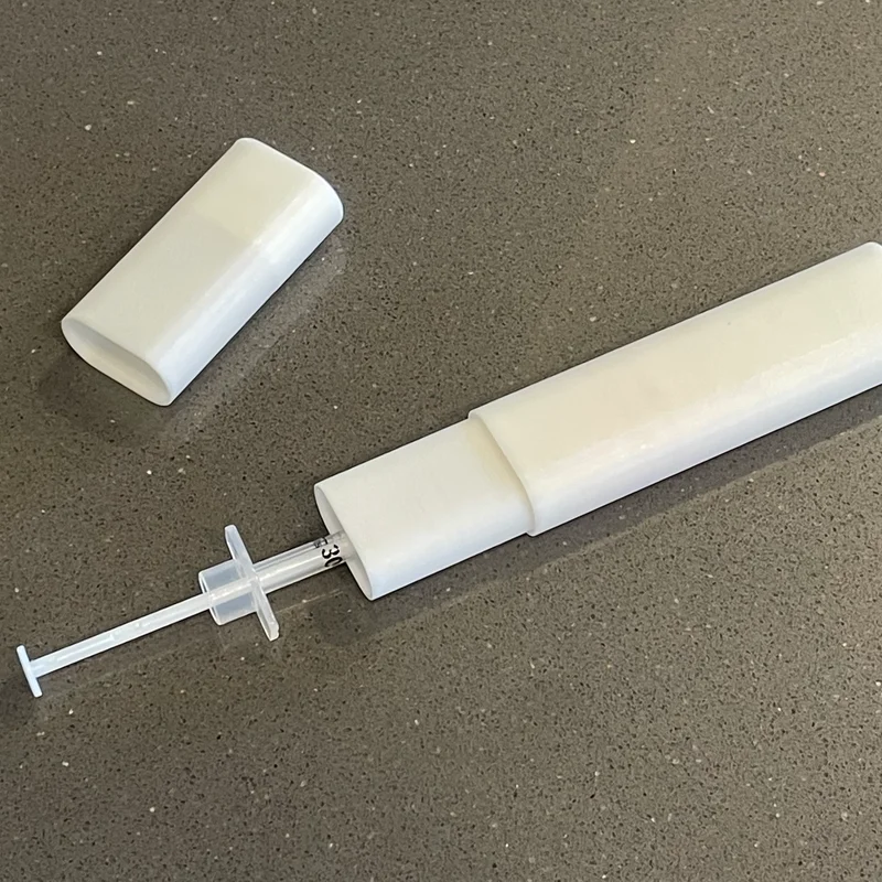Ống đựng kim tiêm Insulin