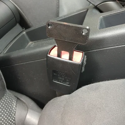 Dụng cụ chặn báo động dây an toàn (Seat Belt Alarm Stopper)