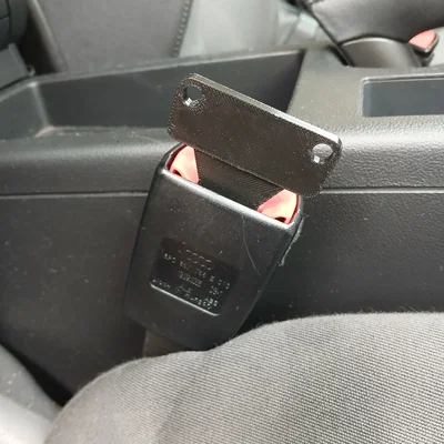 Dụng cụ chặn báo động dây an toàn (Seat Belt Alarm Stopper)