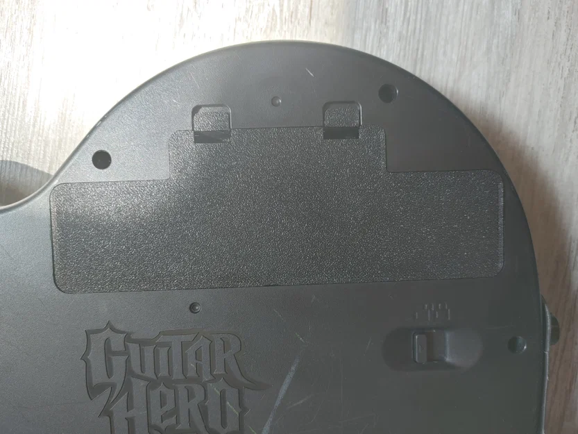 Nắp đậy ngăn chứa Wiimote cho Guitar Hero Wii Les Paul - Image 1