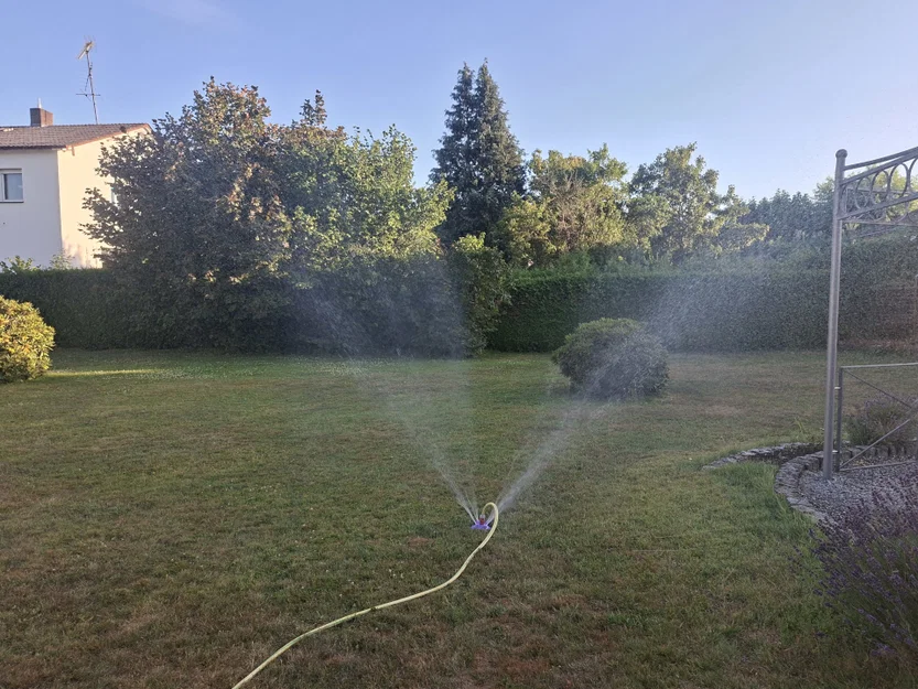 Đầu phun tưới cỏ 3D (Lawn Sprinkler) cho sân vườn bền đẹp - Image 4