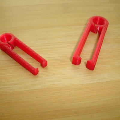 Dụng cụ hỗ trợ móc khóa (Key Ring Helper)