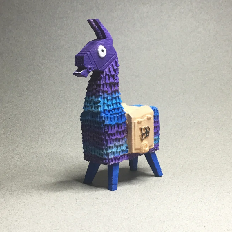 Mô hình Fortnite Llama