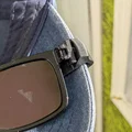 Flip-Up Brim Clips: Giải pháp kẹp kính mát lên nón lưỡi trai - Thumbnail 5