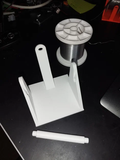 Giá đỡ cuộn thiếc hàn (Solder Wire Holder) tiện lợi in 3D - Image 2