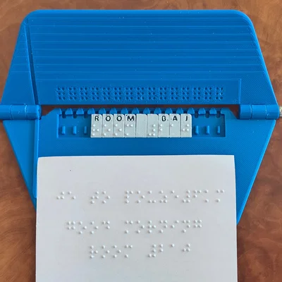 Thiết bị in chữ nổi Braille