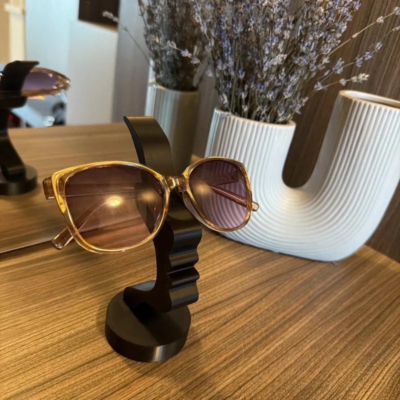 Giá đỡ kính mắt Luna Face - Thiết kế nghệ thuật 3D