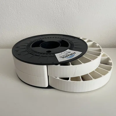 Hộp đựng đồ có tay cầm sử dụng lõi cuộn nhựa Devil Design/Aurapol