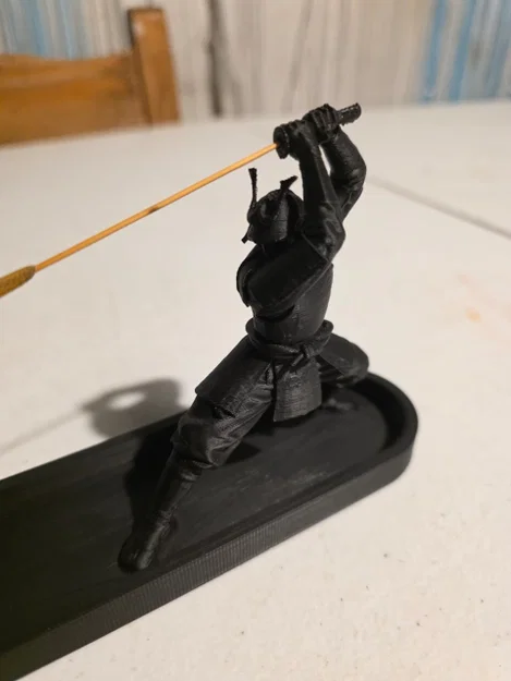 Mẫu in 3D Đế cắm nhang Samurai đầy nghệ thuật - Image 1