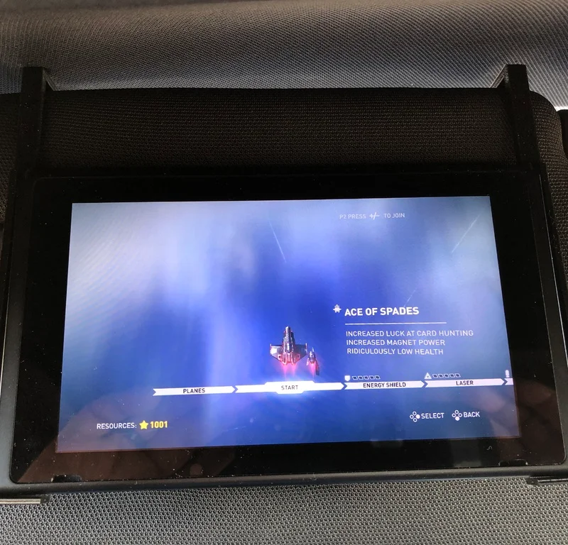 Giá treo Nintendo Switch gắn tấm che nắng xe hơi