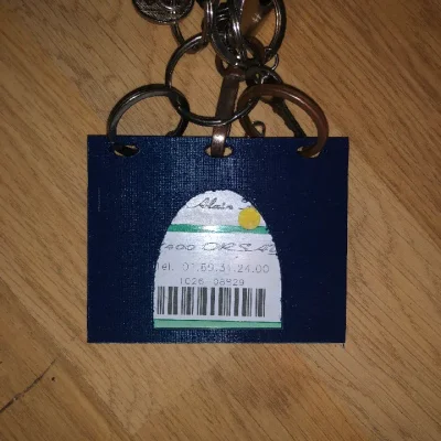 Hộp đựng thẻ đeo cổ (Card holder)