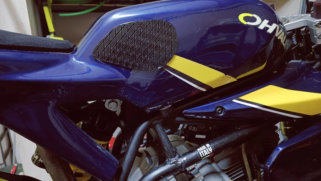 Grip bình xăng cho xe Ohvale - Image 1