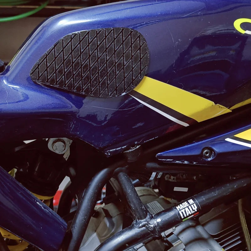 Grip bình xăng cho xe Ohvale